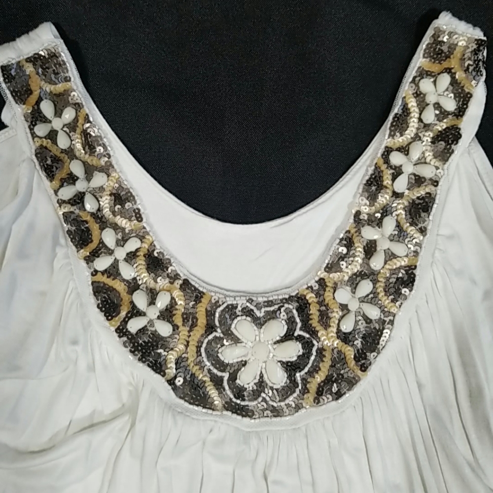 Lette beaded cold shoulder ivory top. Size S - Picture 2 of 13